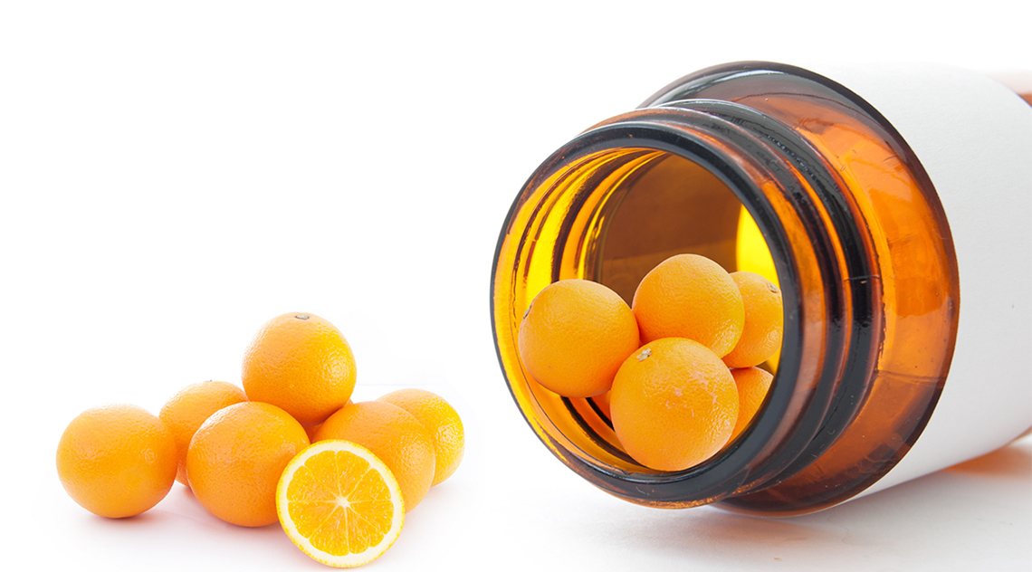 Assumere vitamina C è importante contro invecchiamento, patologie vascolari e infettive e per contrastare l'invecchiamento. Dott.ssa Michela Freddio