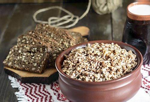 Il grano saraceno è senza glutine ed è adatto alla dieta di chi soffre di celiachia. I consigli della Dott.ssa Michela Freddio